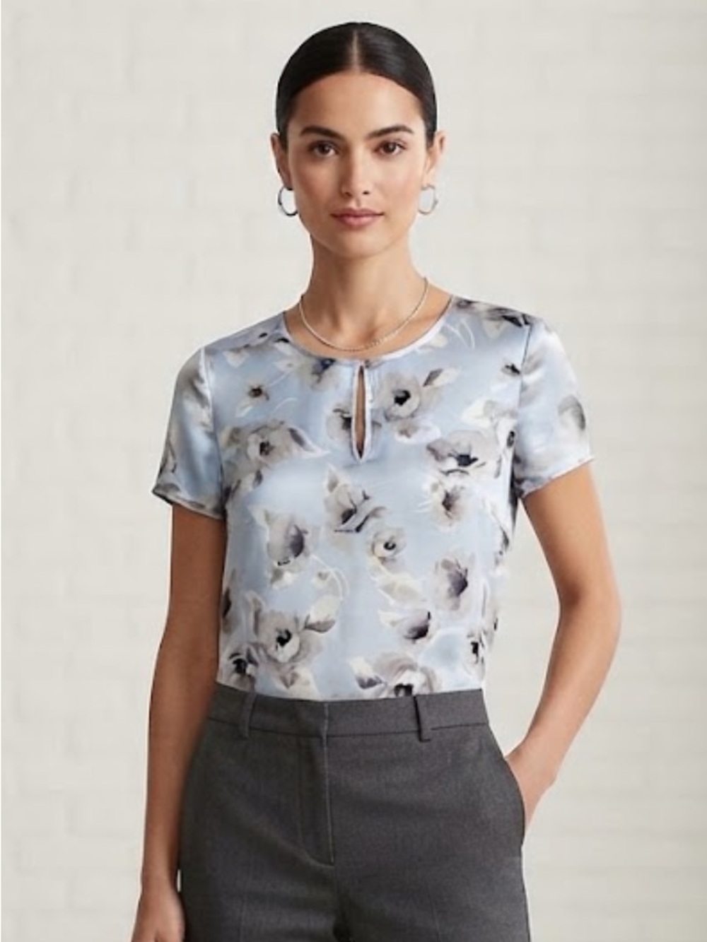NWOT Armani Collezioni Luxury Blue & Grey Floral Silk Blouse- 10- MSRP $295+